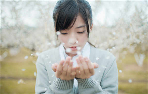 嘉鱼怀孕后验血多久可以知道男女(怀孕后多久可以验血检查出来)
